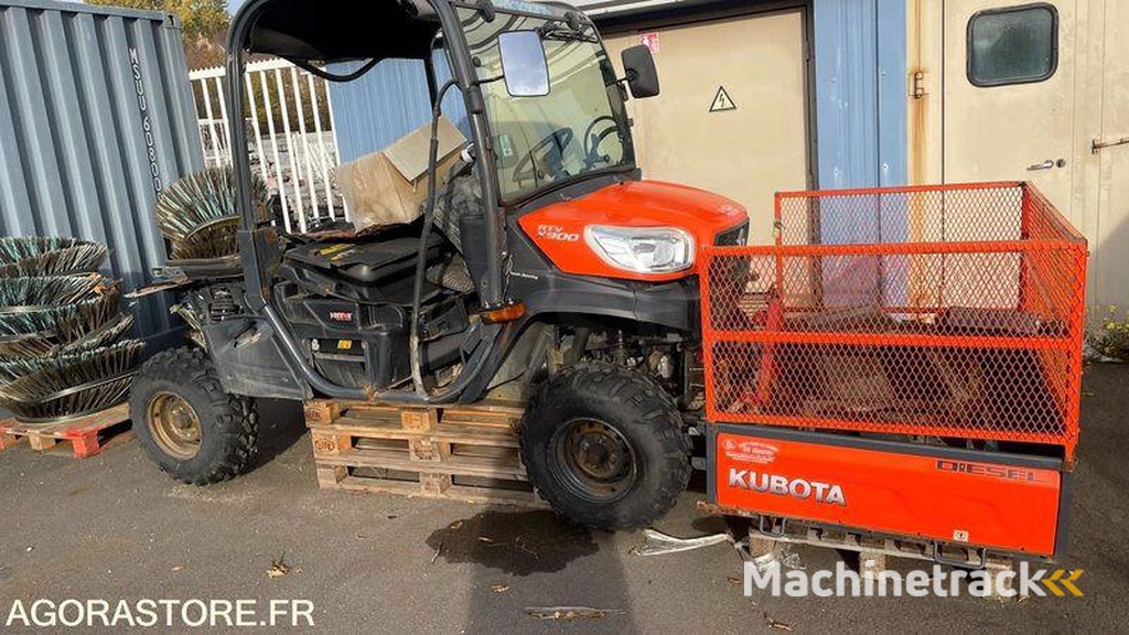 Kubota RTV-900