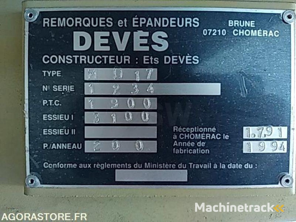 Devès M017