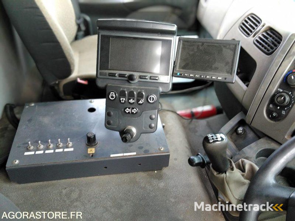 Renault MIDLUM-220-DXI