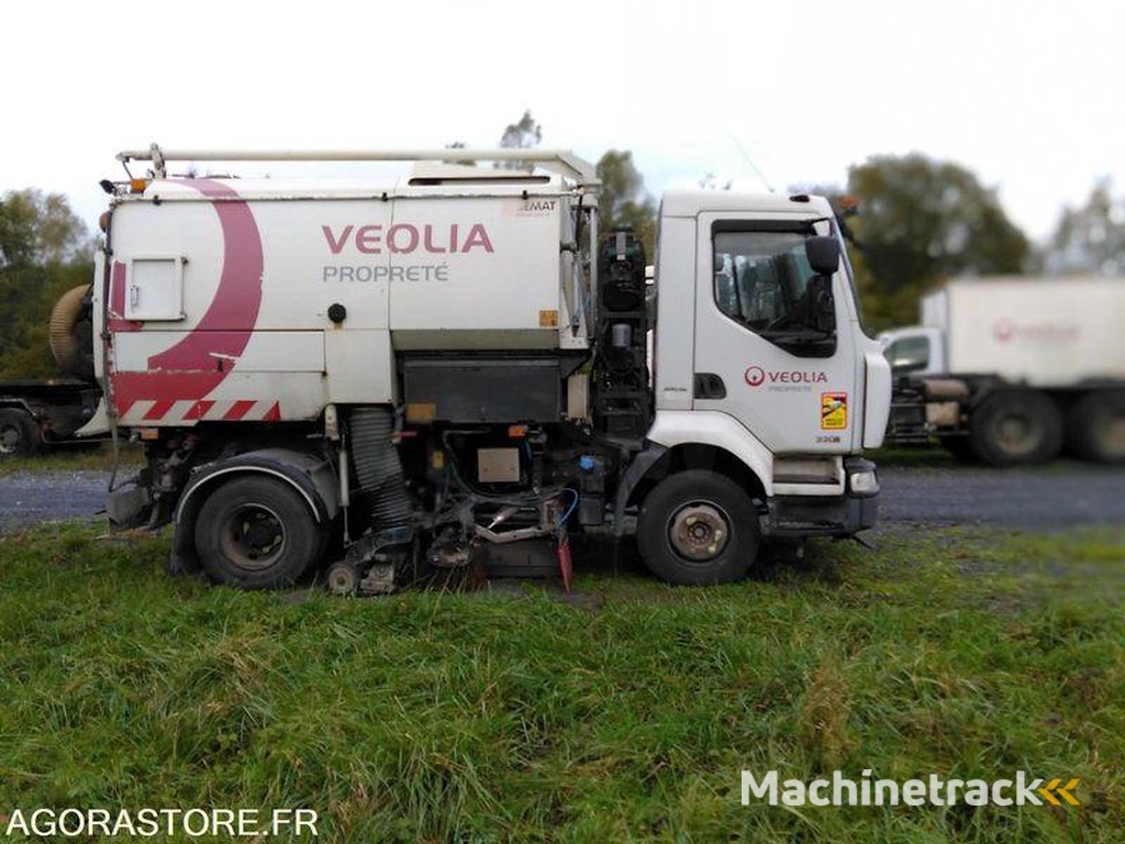 Renault MIDLUM-220-DXI