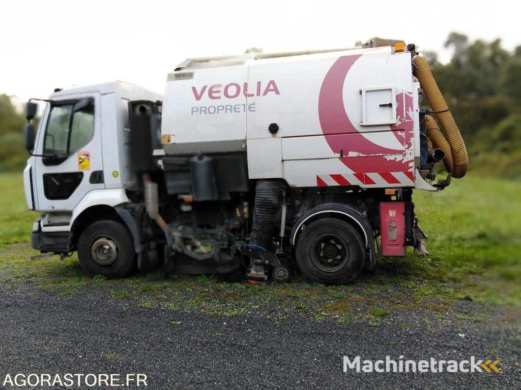 Renault MIDLUM-220-DXI