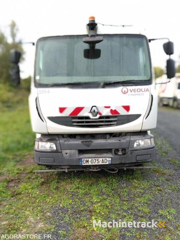 Renault MIDLUM-220-DXI