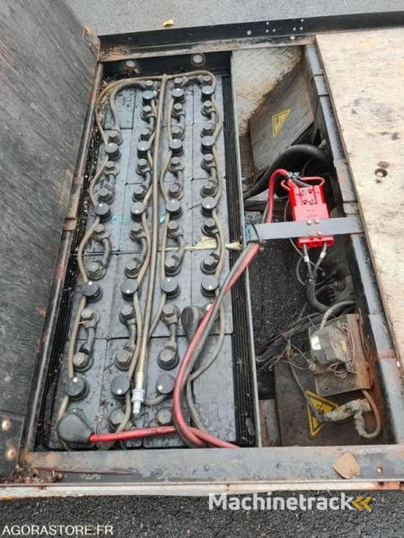 Ezgo INDUSTRIAL 875 E