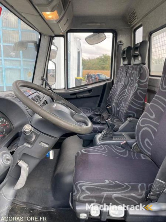 Iveco 120E21