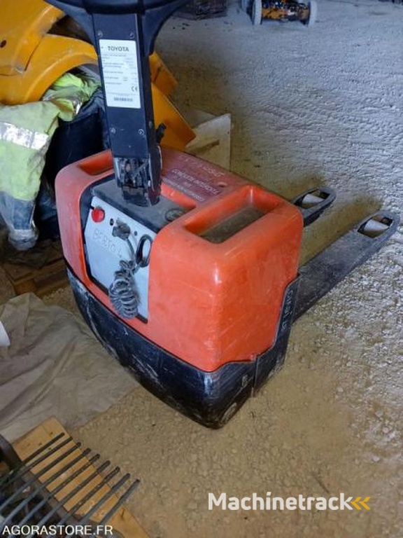 Toyota LWE130