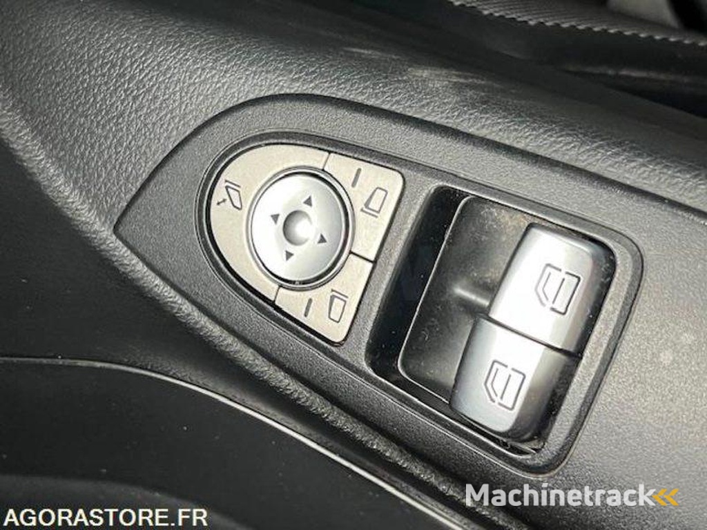 Mercedes Vito