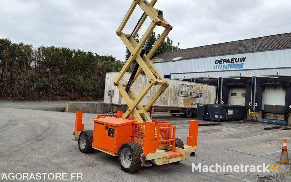 JLG 260MRT