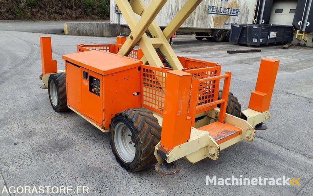 JLG 260MRT