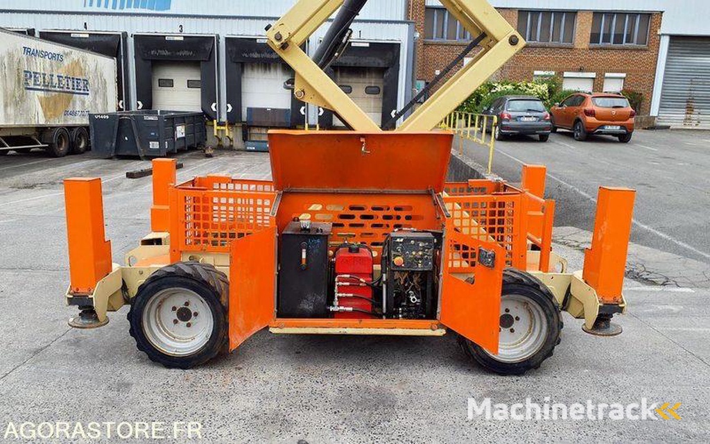 JLG 260MRT