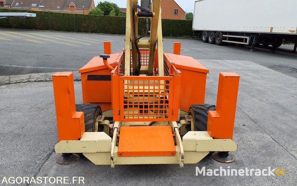 JLG 260MRT