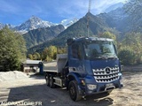 Minituur van Mercedes Arocs