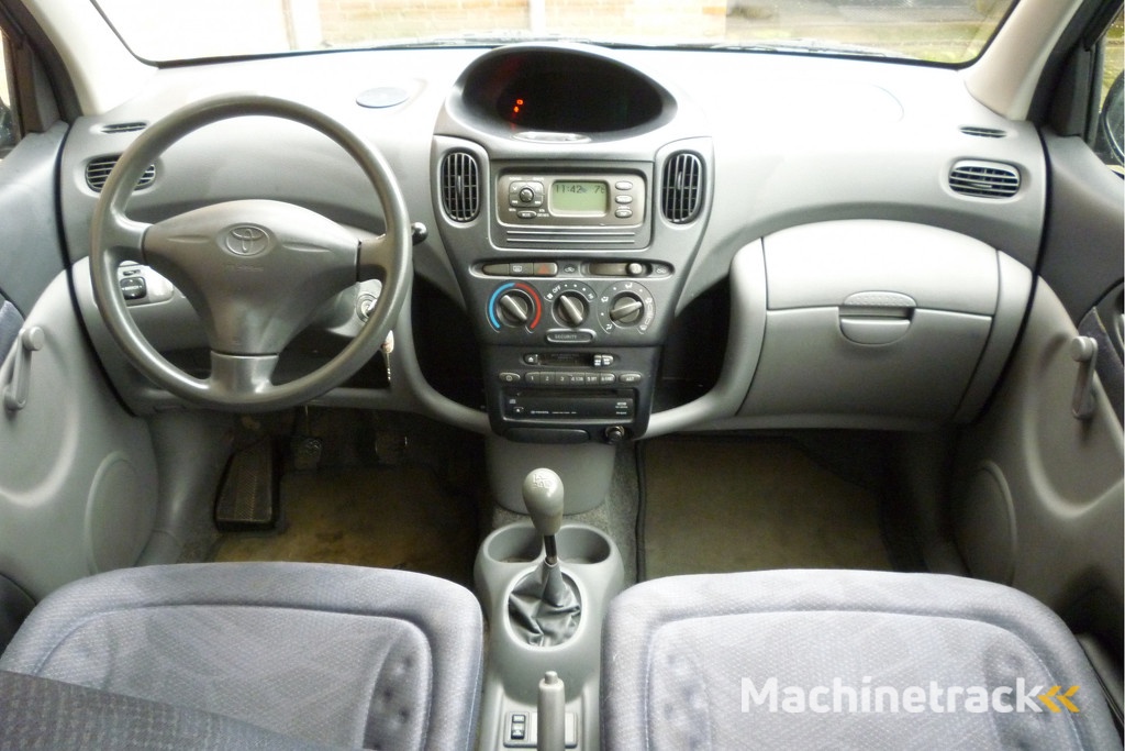 Toyota Yaris Verso 1.3-16V VVT-i Luna