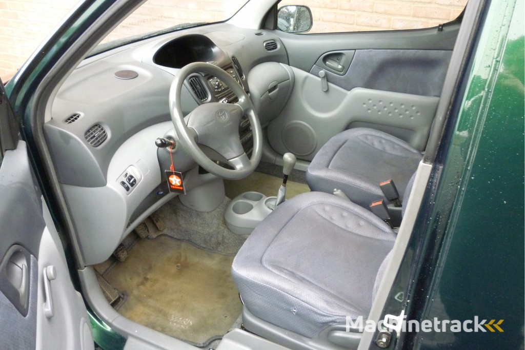 Toyota Yaris Verso 1.3-16V VVT-i Luna