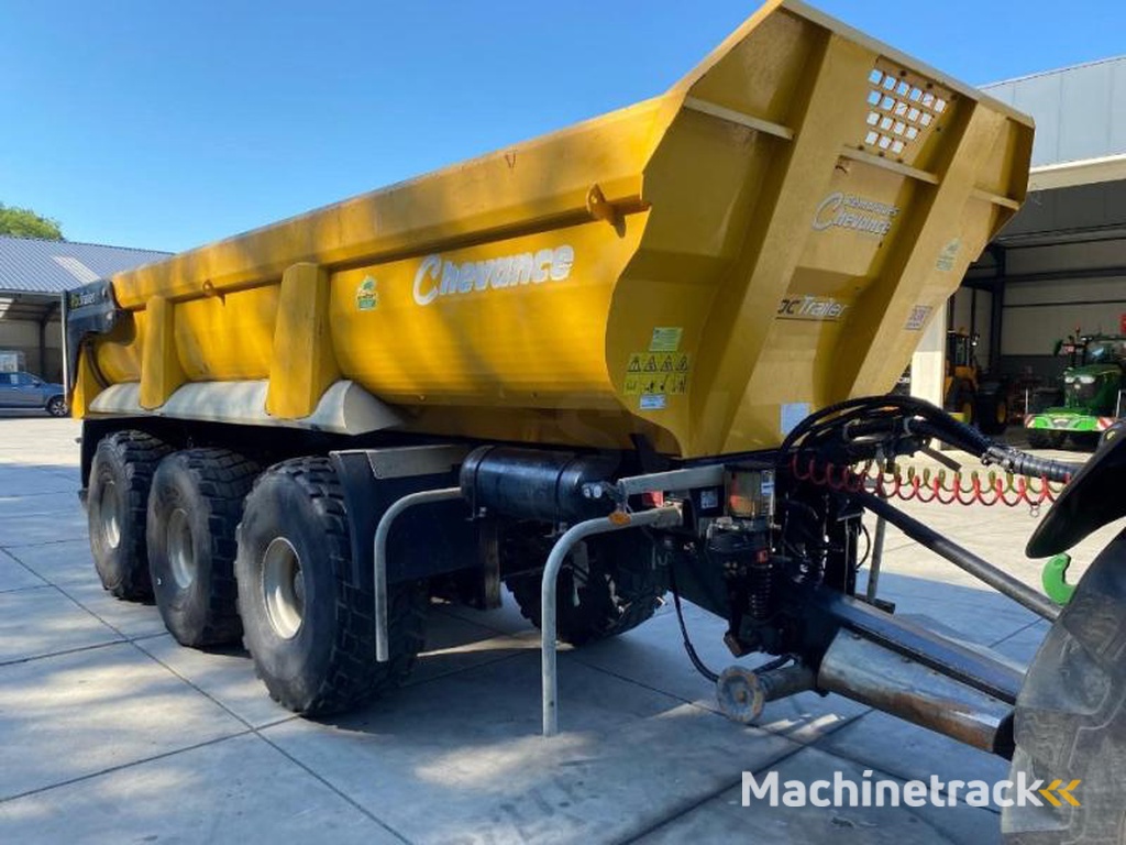 Chevance Roctrailer 3 essieux directionnels