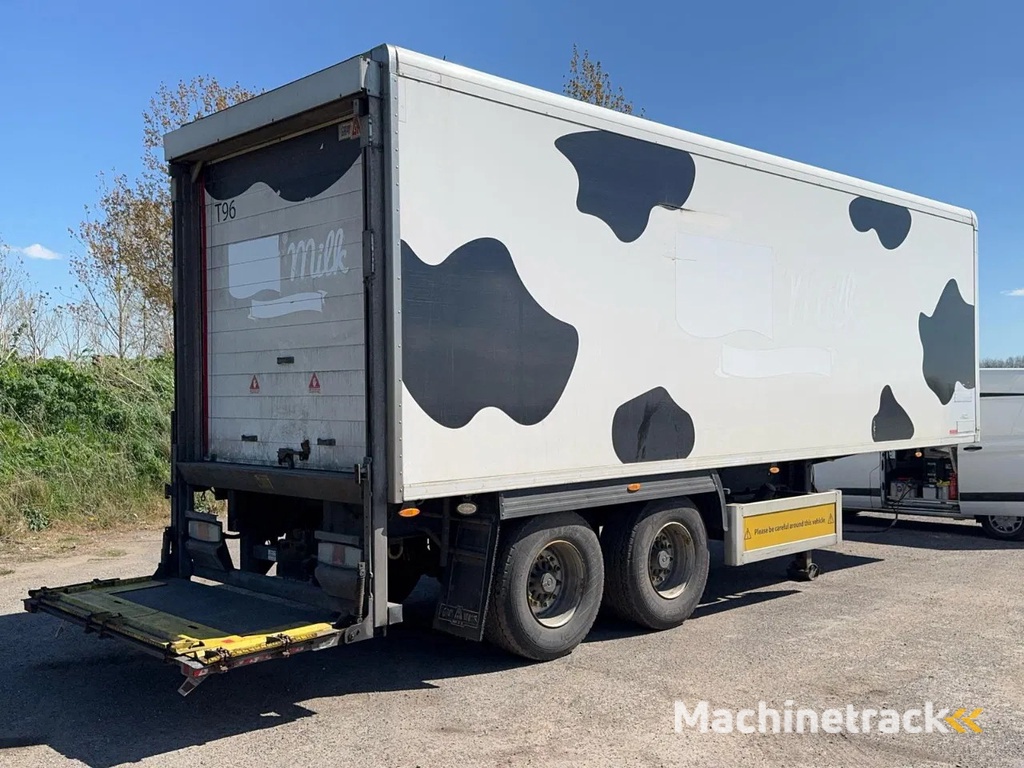 Gray and Adams 2021 Vector 1350 - T96