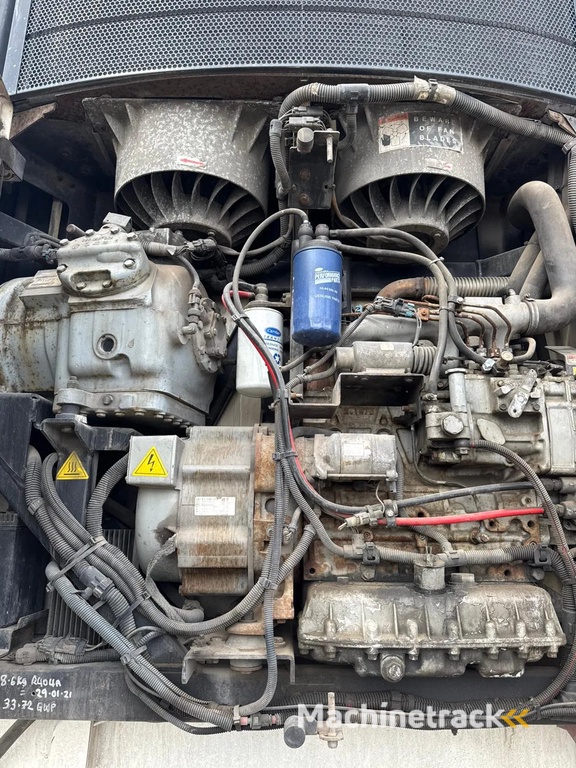 Gray and Adams 2005 Vector 1800 MT - MT-043