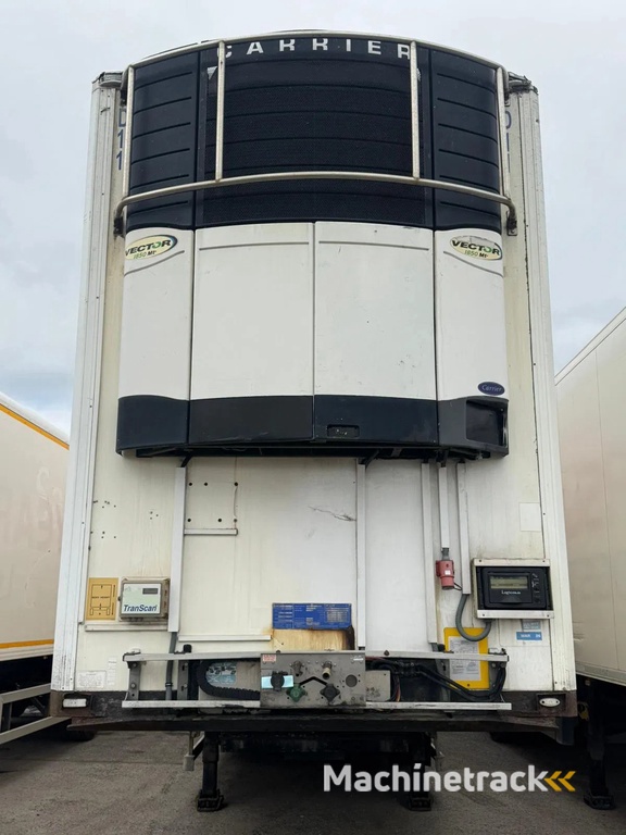 Gray and Adams 2010 Vector 1850 MT - D11