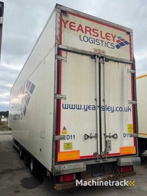 Gray and Adams 2010 Vector 1850 MT - D11