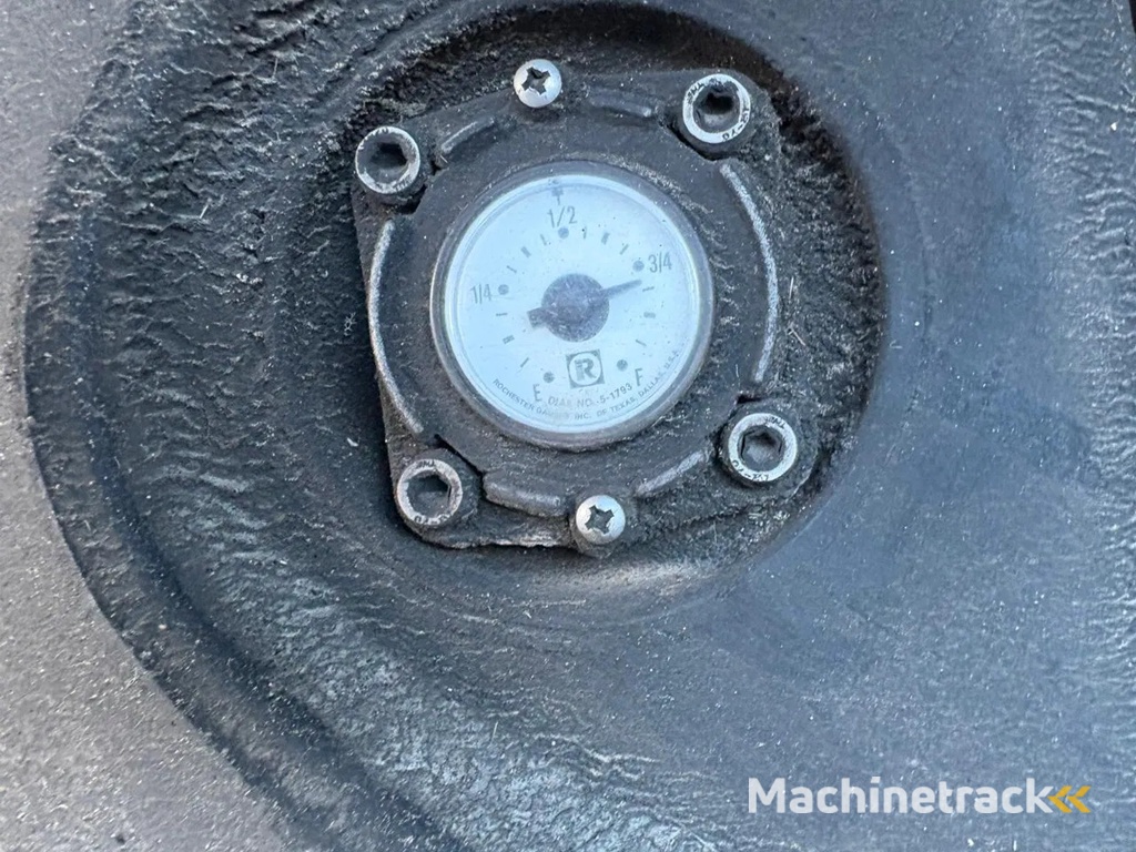 Gray and Adams 2012 SLXE 400 - CBT225ER