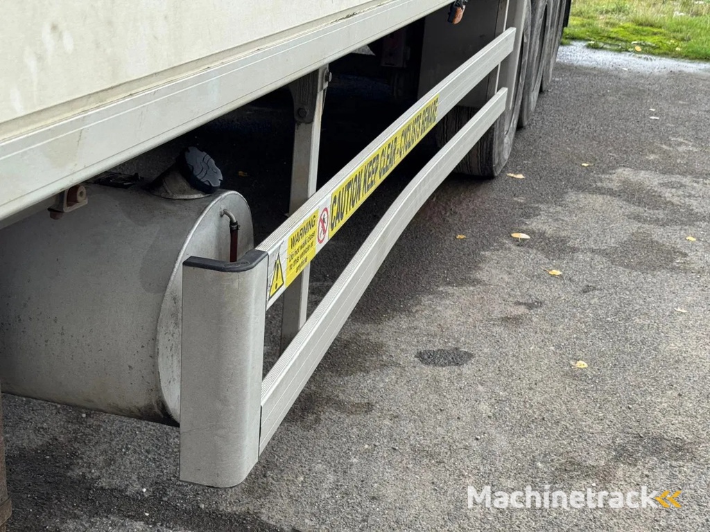 Chereau 2007 Vector 1800 - CBT214R