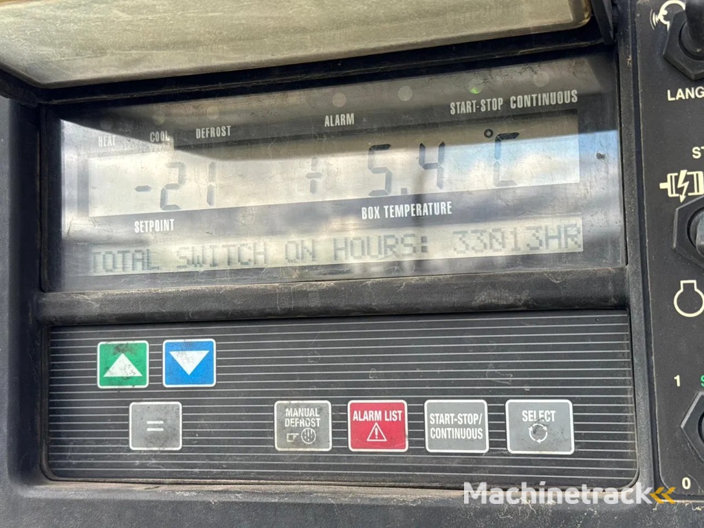 Gray and Adams 2017 Vector 1550 - 201784