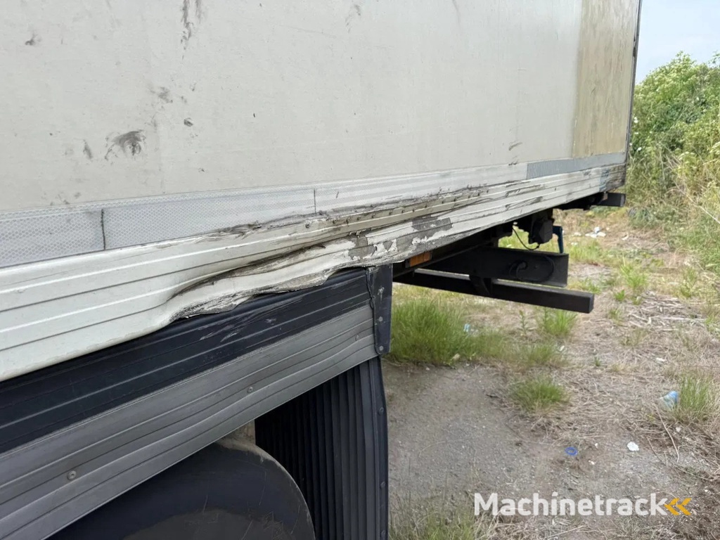 Gray and Adams 2012 Vector 1850 MT - 4832