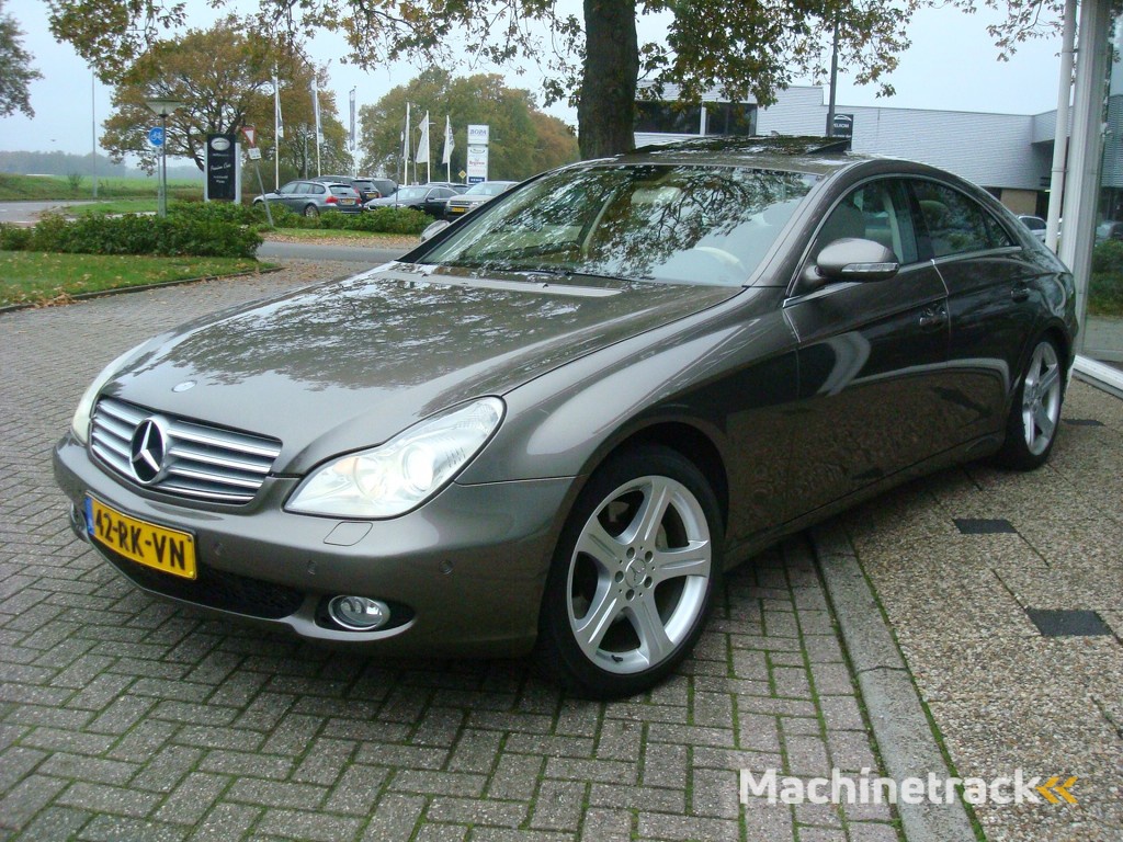 Mercedes-Benz CLS-Klasse 500 Schuifkdak Luchtvering Memory-Stoelen Comand-Navi Elekt-Achterklep