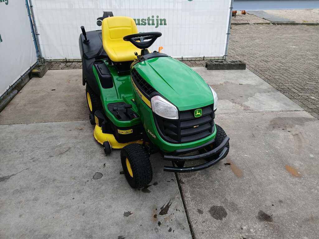 John Deere zitmaaier