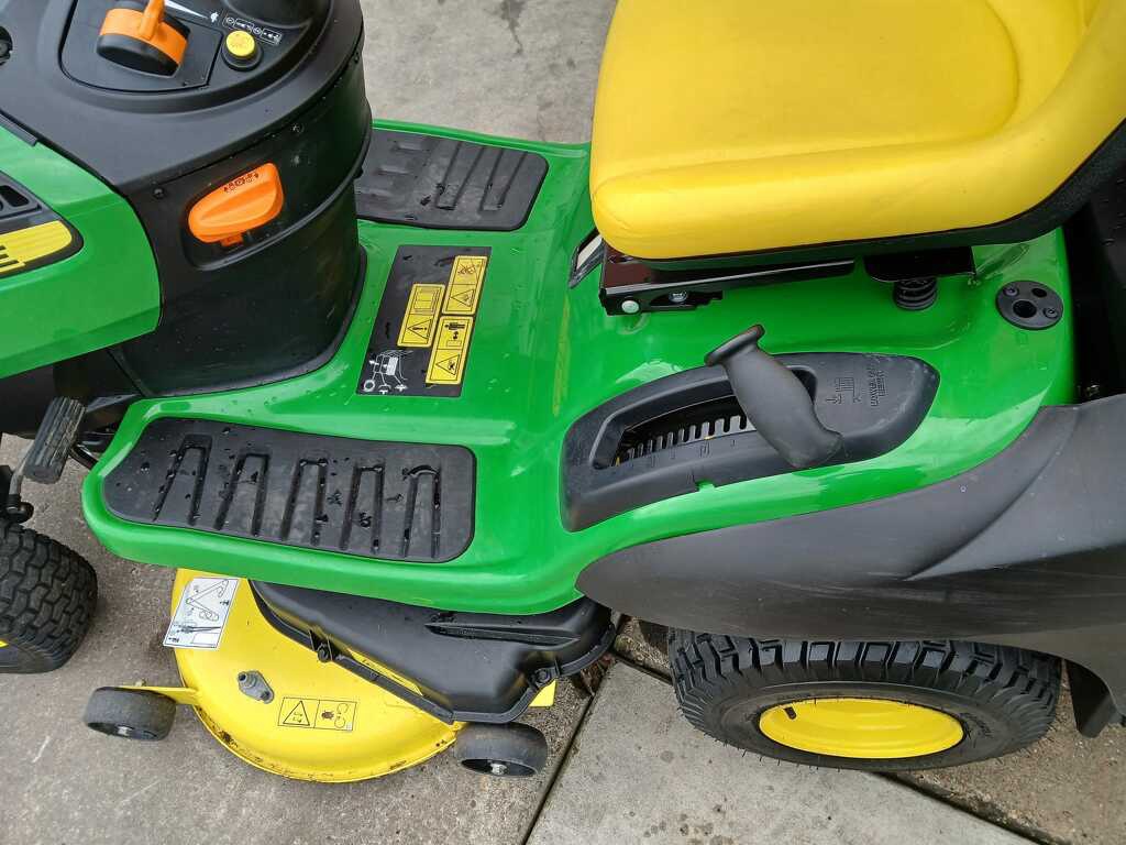 John Deere zitmaaier