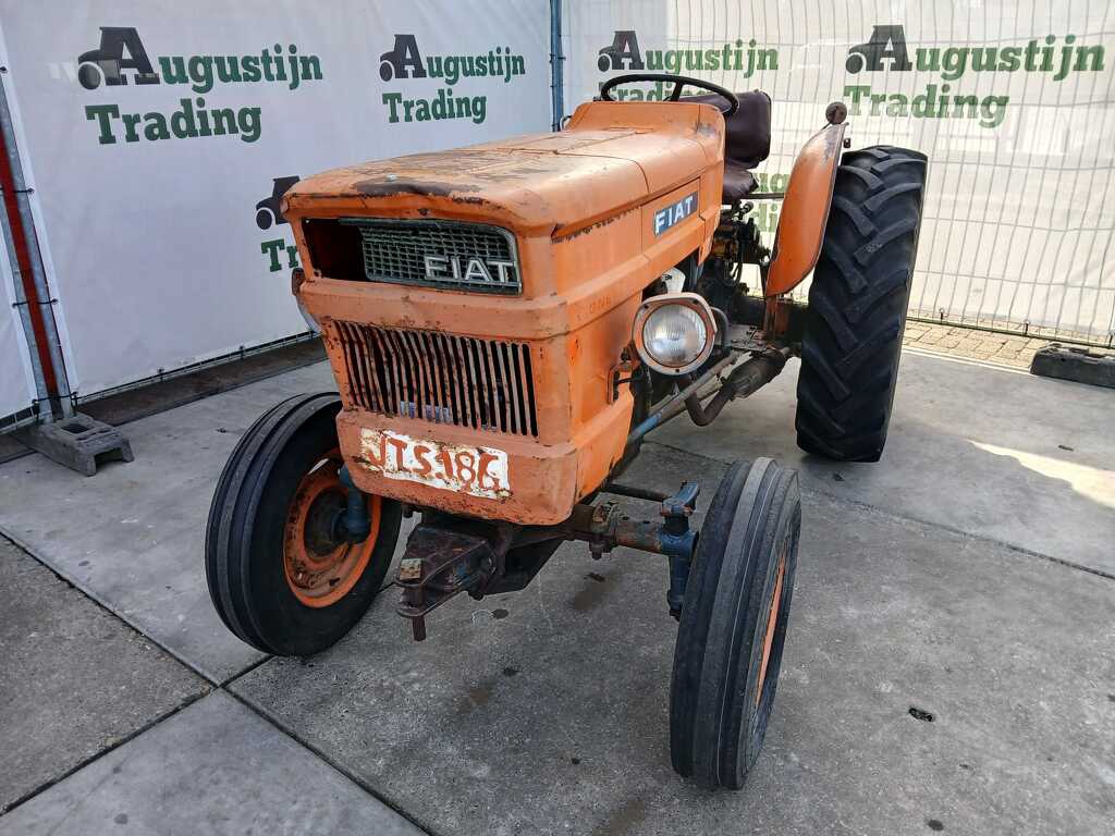 Fiat 450 tractor