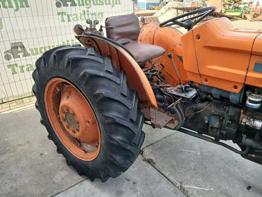 Fiat 450 tractor