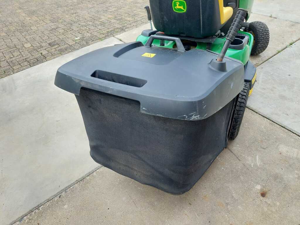 John Deere zitmaaier