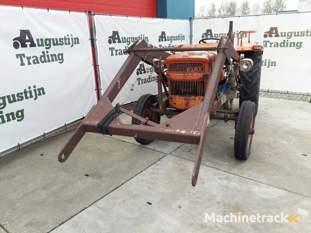 Fiat 450 tractor