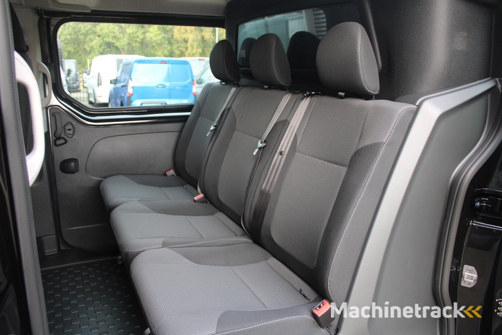 Renault Trafic 2.0 Blue dCi 130pk T29 L2H1 Advance Dubbele Cabine - Carplay - Android - 2x Schuifdeur - Passagiersstoel - Camera - LED - Rijklaar