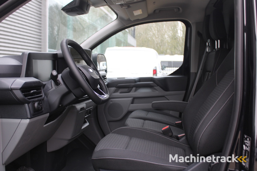 Ford Transit Custom 320 2.5 PHEV L2H1 Trend 232pk - 2x Schuifdeur - Adaptive Cruise - Blind Spot - Navigatie - Camera - Verwarmd Stuur - Rijklaar
