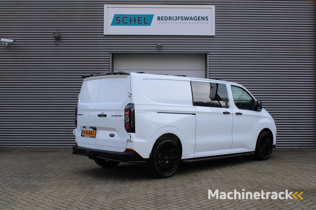 Ford Transit Custom 320 2.0 TDCI L2H1 Trend DC 136pk - Raptor Grill - Styling Pack - LM velgen - Betimmering - Camera - Trekhaak - LED koplampen - Rijklaar