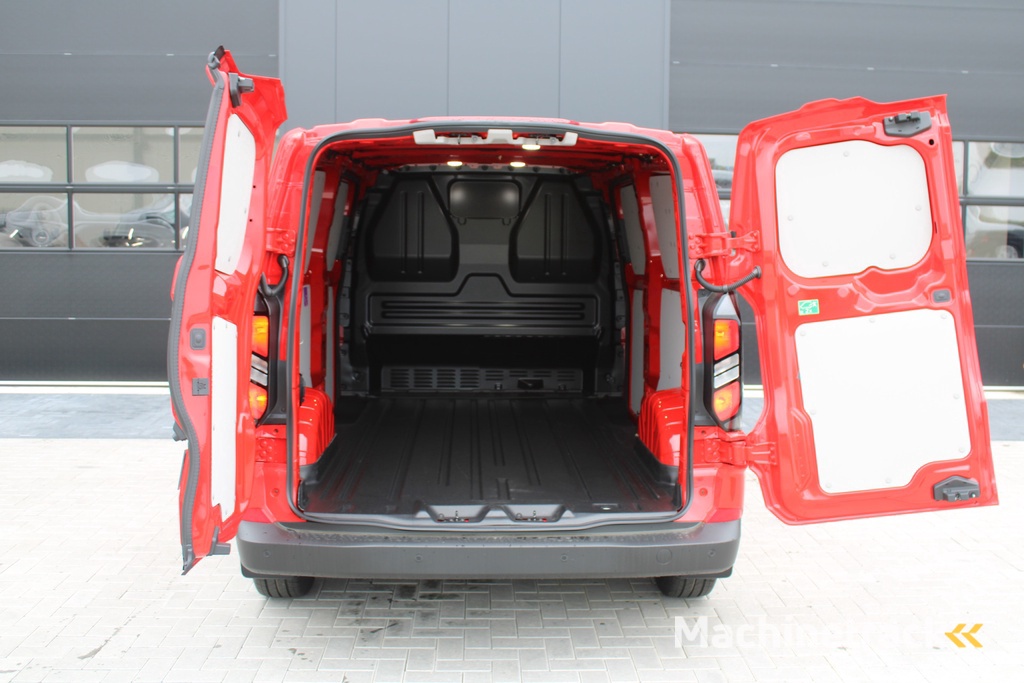 Ford Transit Custom 320 2.0 TDCI L2H1 Trend 136pk - 2x Schuifdeur - Carplay - Camera - Stoelverwarming - LED - 70l tank - Rijklaar