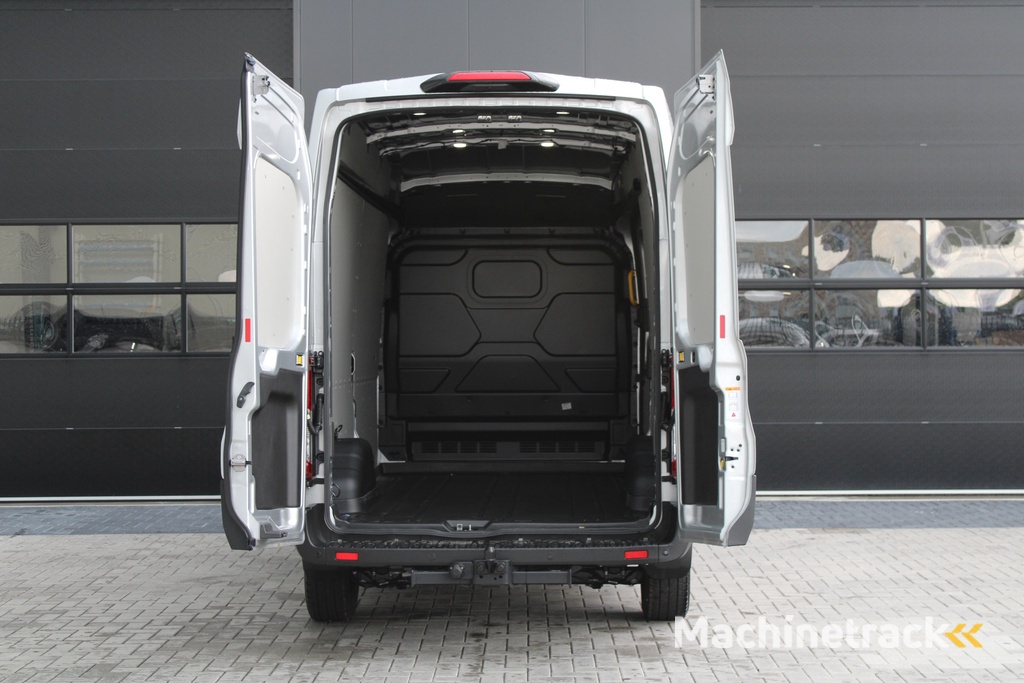 Ford Transit 350 2.0 TDCI L3H3 Trend 165pk - Facelift - Adaptive Cruise - Navigatie - Blind Spot - 360 Camera - Stoel - Stuurverwarming - Rijklaar