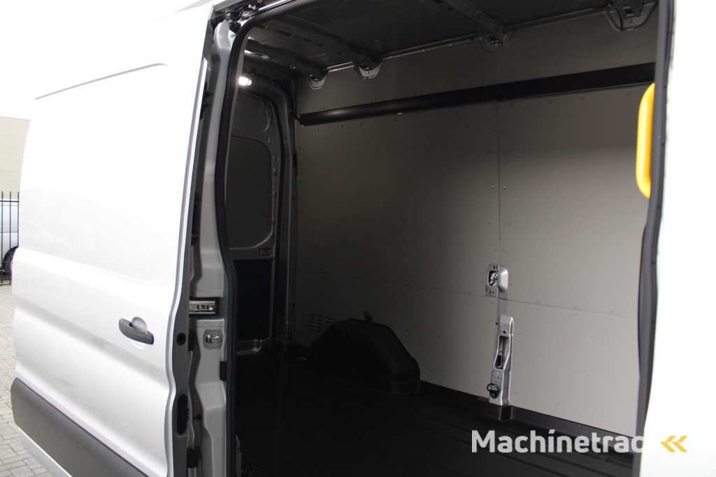 Ford Transit 350 2.0 TDCI L3H3 Trend 165pk - Facelift - Adaptive Cruise - Navigatie - Blind Spot - 360 Camera - Stoel - Stuurverwarming - Rijklaar
