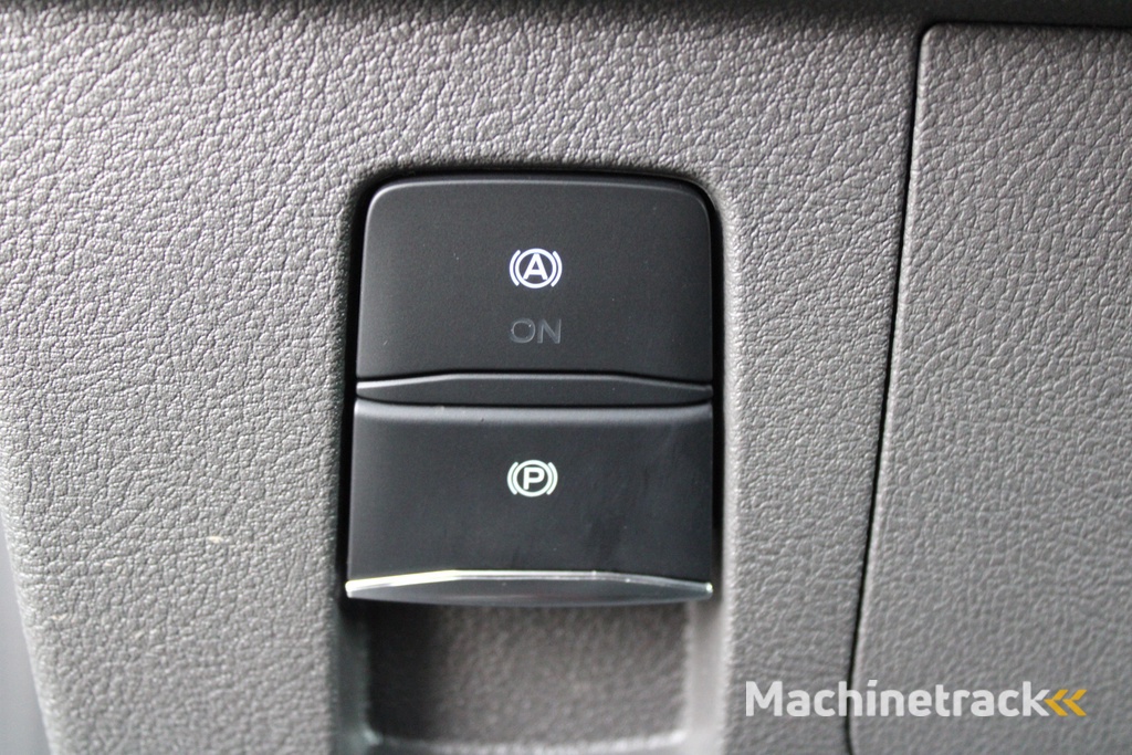 Ford Transit 350 2.0 TDCI L3H3 Trend 165pk - Facelift - Adaptive Cruise - Navigatie - Blind Spot - 360 Camera - Stoel - Stuurverwarming - Rijklaar