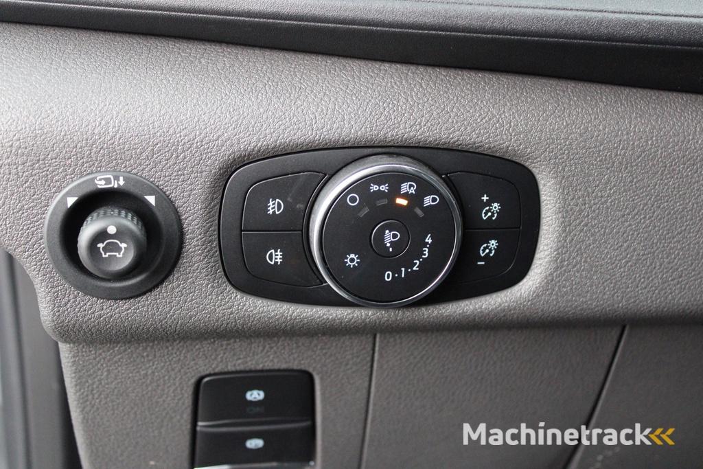 Ford Transit 350 2.0 TDCI L3H3 Trend 165pk - Facelift - Adaptive Cruise - Navigatie - Blind Spot - 360 Camera - Stoel - Stuurverwarming - Rijklaar