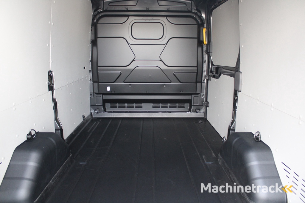 Ford Transit 350 2.0 TDCI L2H2 Trend 130pk - Facelift - Adaptive Cruise - Navigatie - Blind Spot - 360 Camera - Stoel - Stuurverwarming - Rijklaar