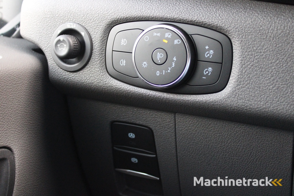 Ford Transit 350 2.0 TDCI L2H2 Trend 130pk - Facelift - Adaptive Cruise - Navigatie - Blind Spot - 360 Camera - Stoel - Stuurverwarming - Rijklaar