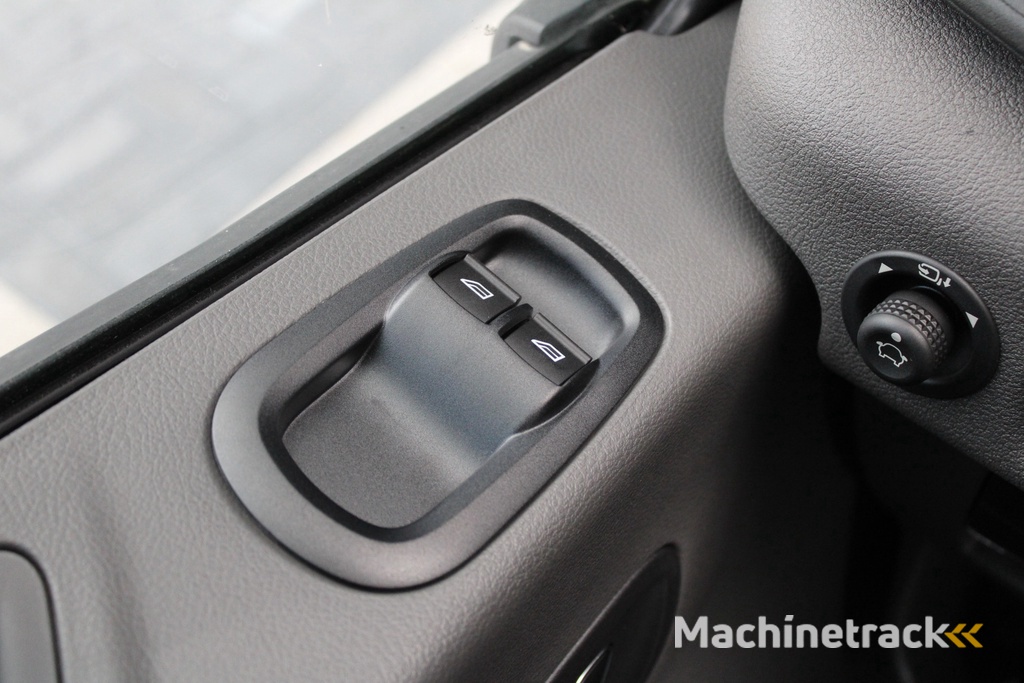 Ford Transit 350 2.0 TDCI L2H2 Limited 165pk - Adaptive Cruise - Xenon - Navi - Blind Spot - 360 camera - Rijklaar