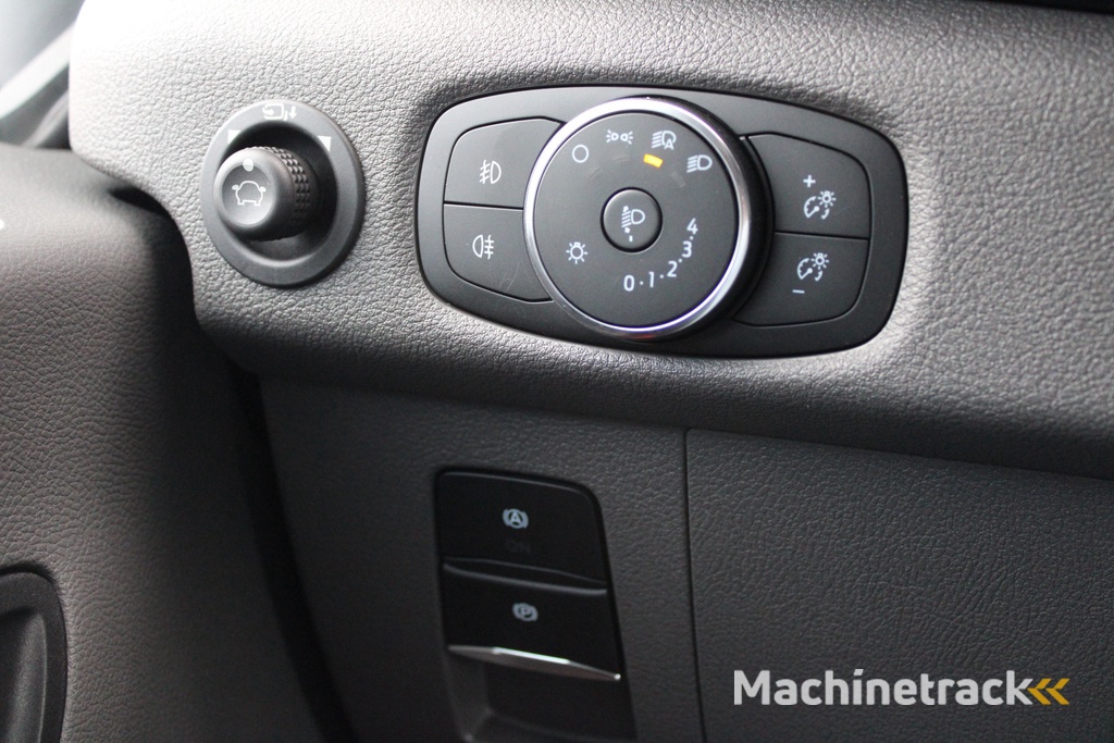 Ford Transit 350 2.0 TDCI L2H2 Limited 165pk - Adaptive Cruise - Xenon - Navi - Blind Spot - 360 camera - Rijklaar