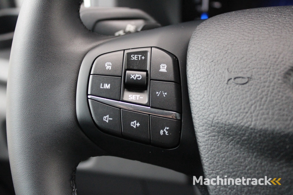 Ford Transit 350 2.0 TDCI L2H2 Limited 165pk - Adaptive Cruise - Xenon - Navi - Blind Spot - 360 camera - Rijklaar