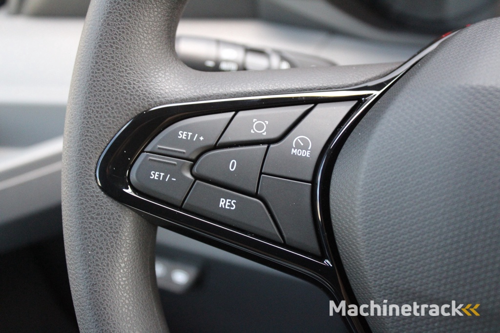 Renault Master T35 2.0 dCi 170pk L2H2 Extra - 2x Schuifdeur - Navigatie - Blind Spot - Camera - Stoelverwarming - Verwarmde voorruit - Rijklaar