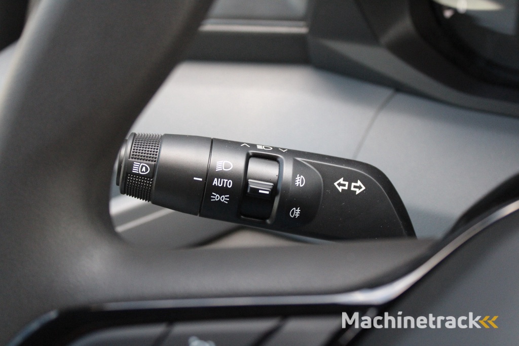 Renault Master T35 2.0 dCi 170pk L2H2 Extra - 2x Schuifdeur - Navigatie - Blind Spot - Camera - Stoelverwarming - Verwarmde voorruit - Rijklaar