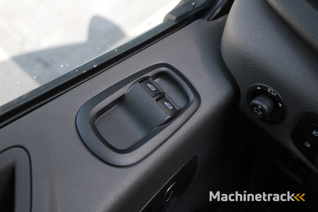 Ford Transit 350 2.0 TDCI L2H2 Trend 130pk - Facelift - 2x Schuifdeur - Adaptive Cruise - Navigatie - Blind Spot - 360 Camera - Stoel - Stuurverwarming - Rijklaar