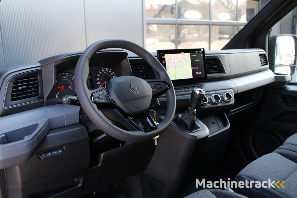 Renault Master T35 2.0 dCi 170pk L2H2 Extra - 2x Schuifdeur - Navigatie - Blind Spot - Camera - Stoelverwarming - Verwarmde voorruit - Rijklaar